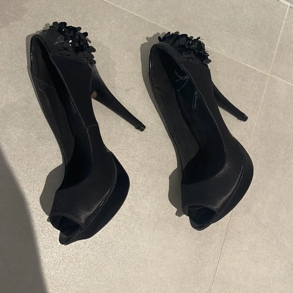 Bershka women size 36 satin black and sequin heels open toe shoes platform Y2K